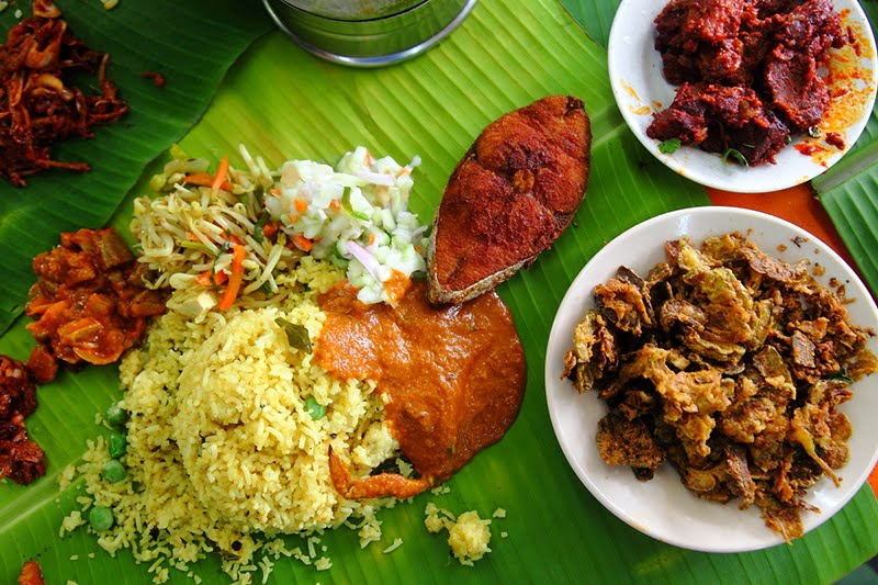 <br/>Yellow jasmine rice, 3 curries and sambol served on a fresh lump leaf the real Sri Lankan traditional way<br/><br/>Ingredients<br/>Yellow jasmine rice, Fish curry (catch of the day-ask Chef), Potato curry, Dhal(lentil) curry, Coconut sambol